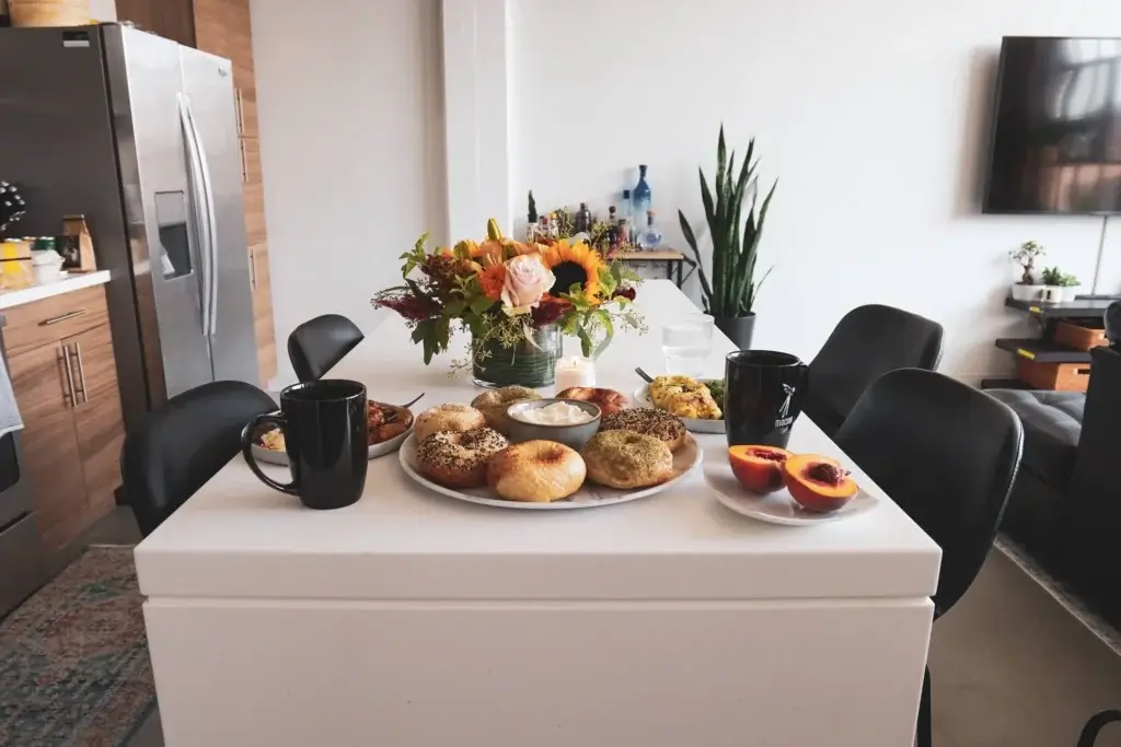 shoreway apartments for rent in cleveland ohio dining